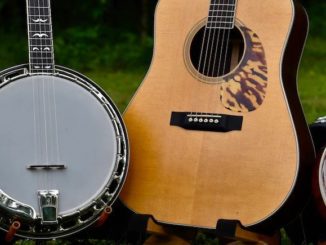 banjo and guitar