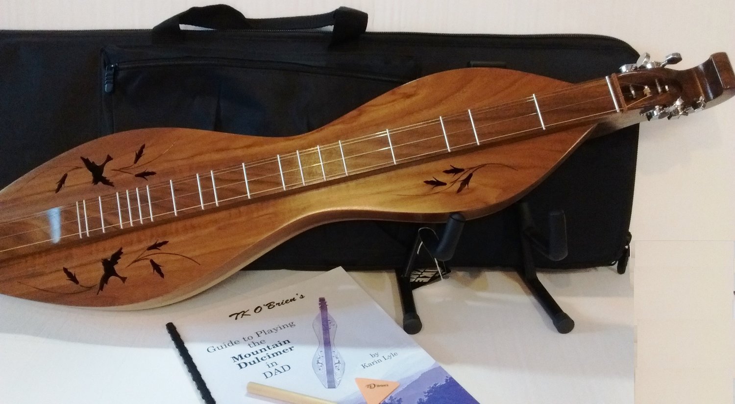 Dulcimer guitar deals tuning